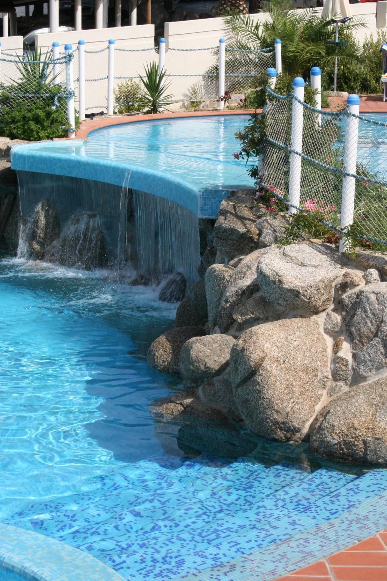 Hotel Scoglio Del Leone Zambrone Eksteriør billede